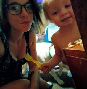 Meet your Posher, Kayla